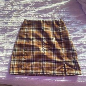 Brandy Melville Skirt!